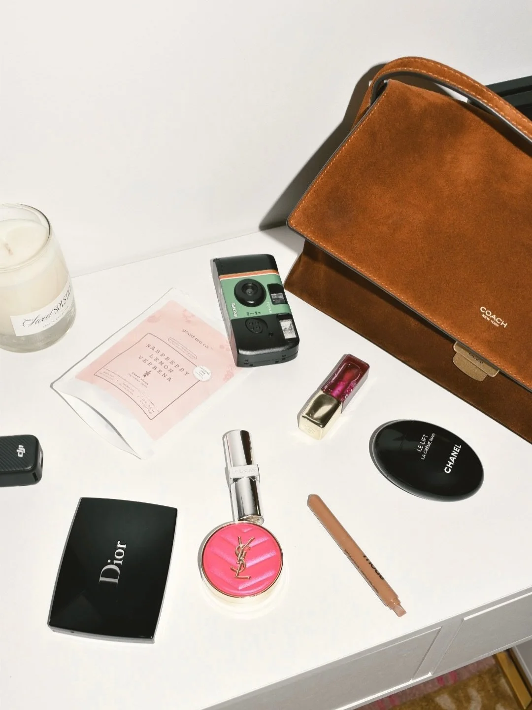 Bag Essentials 🩶