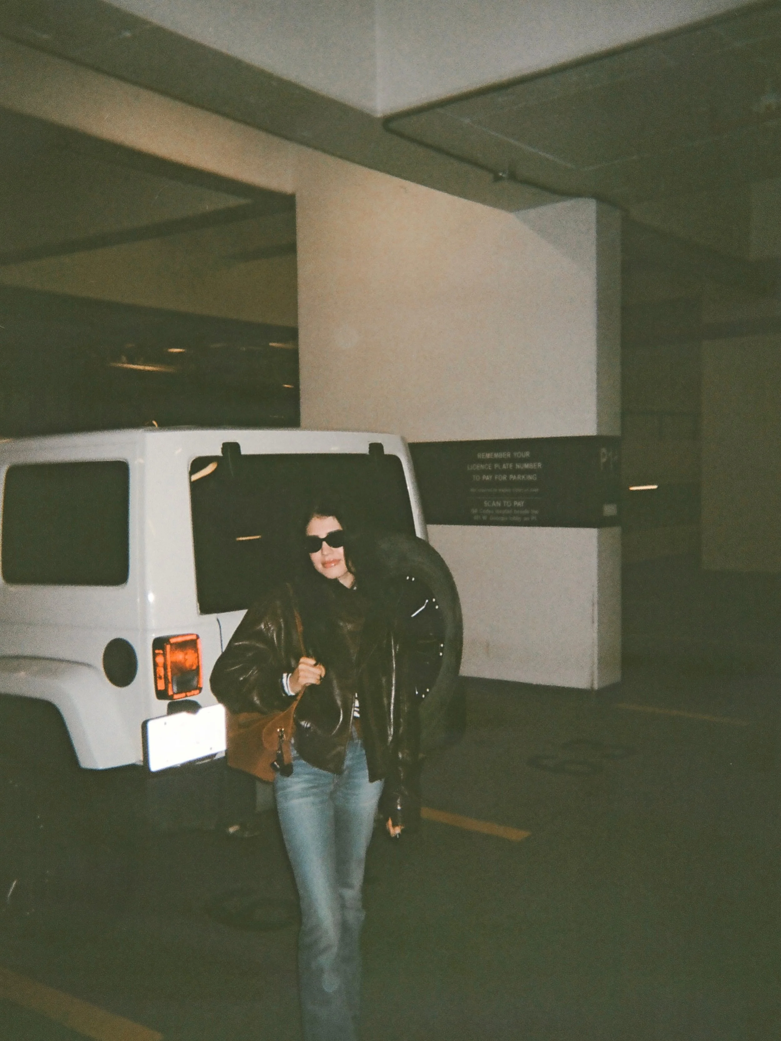 📷