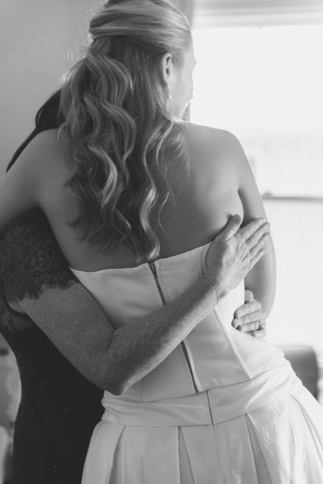 One final hug before the day begins—a simple moment that often becomes one of the most treasured memories.