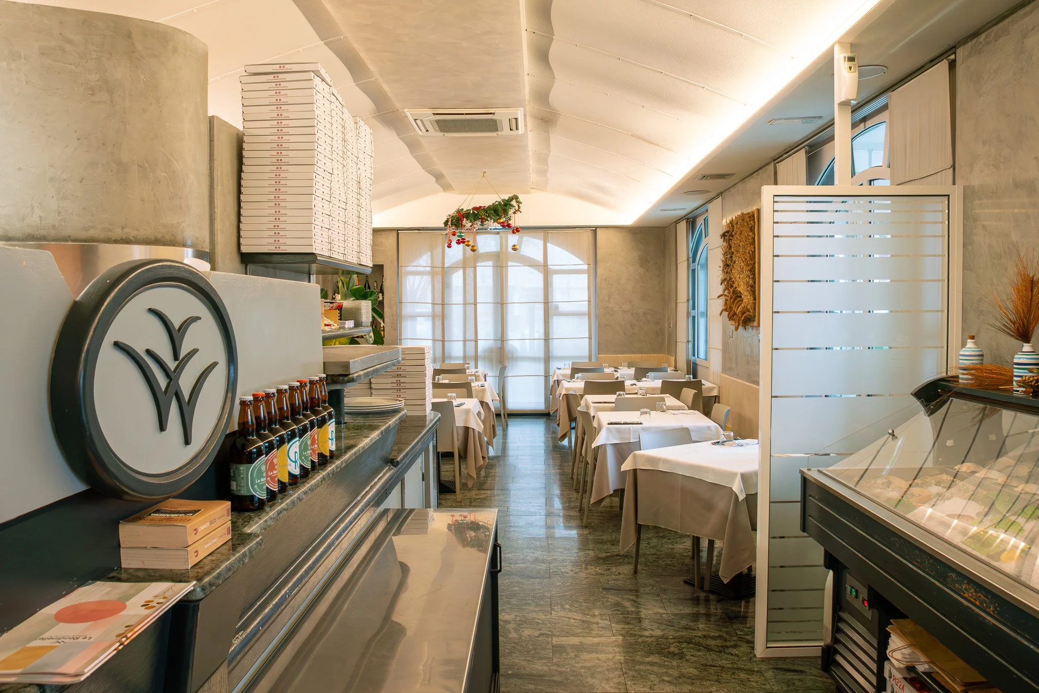 RONDINELLE_locale3.jpg