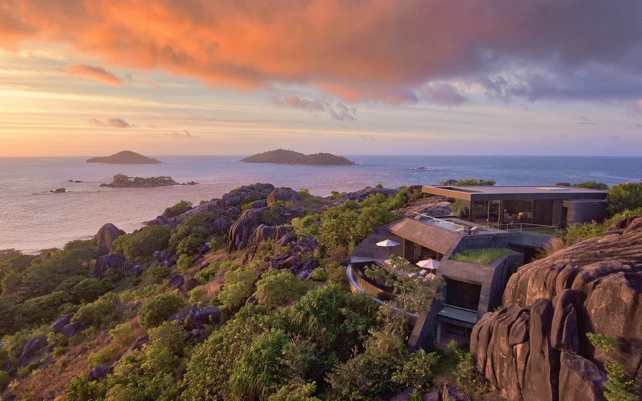 imgi_103_Three-Bedroom_Residence_Exterior-Ocean-view-evening.jpg