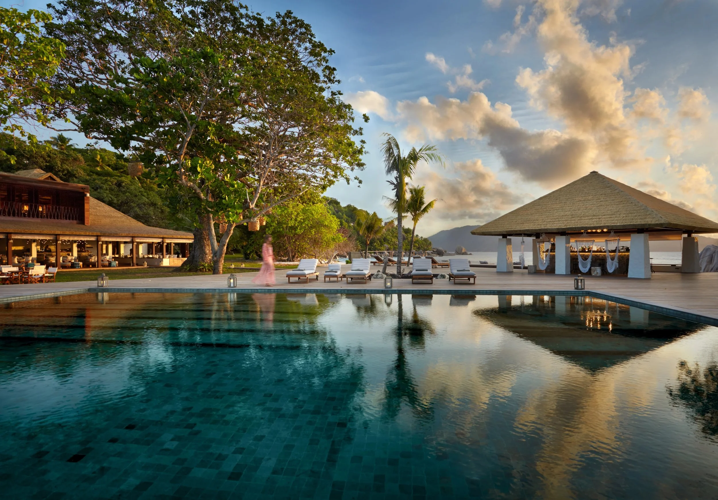 imgi_153_Main_swimming_pool.jpg