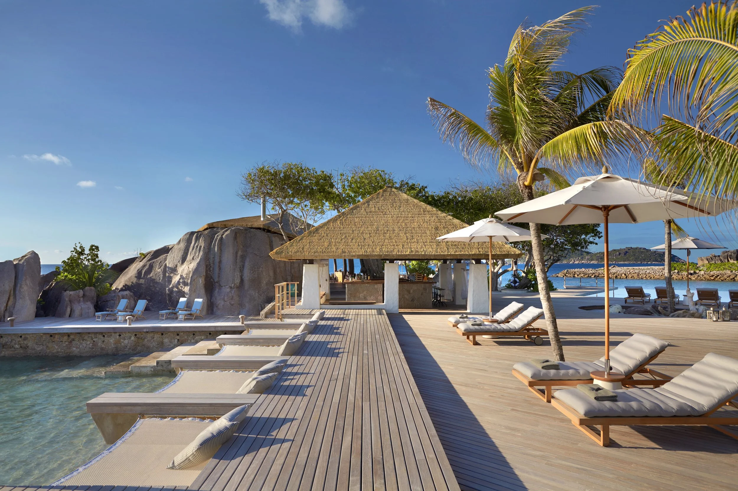 imgi_159_3_Koko_Bar_pool.jpg