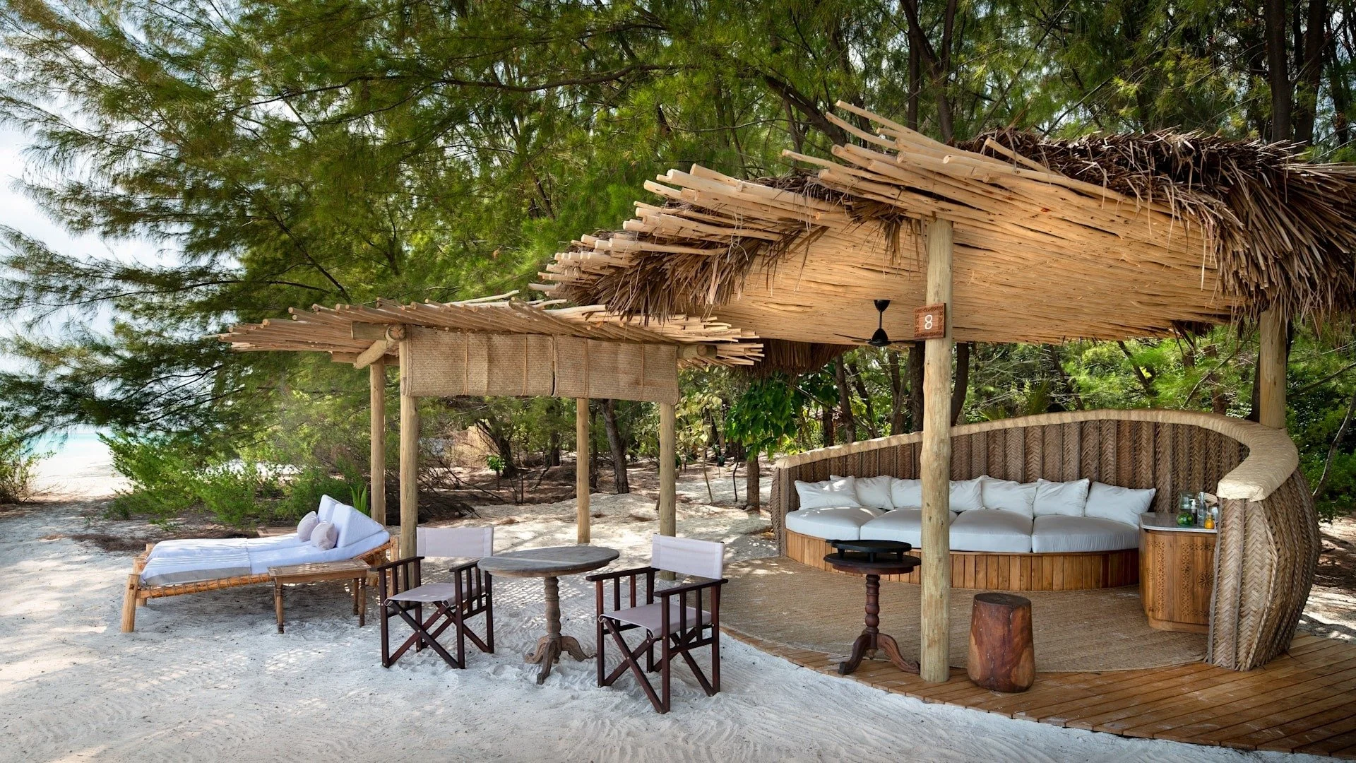 imgi_17_Zanzibar-Mnemba-Island-Bandas-1.jpg