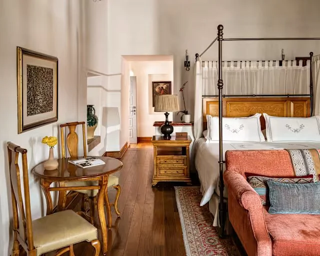 Signature Suite