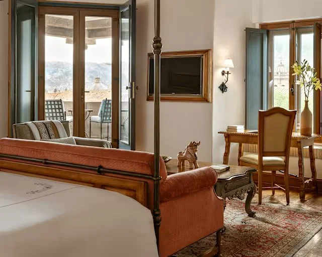 Signature Suite