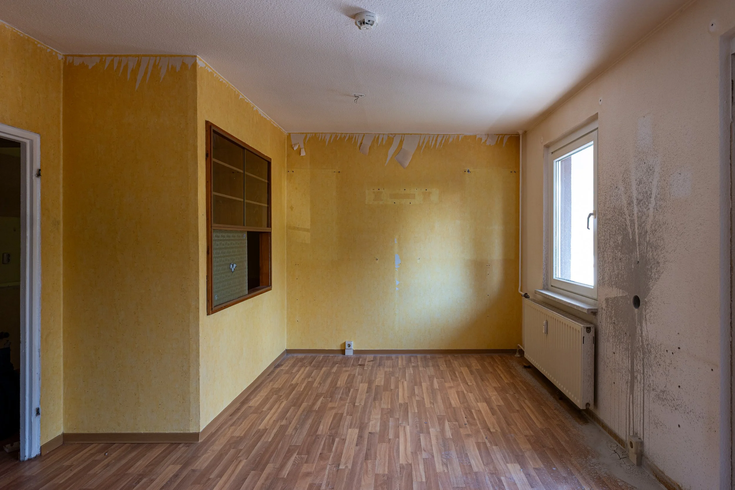 Plattenbau Lounge Interior 1.jpg