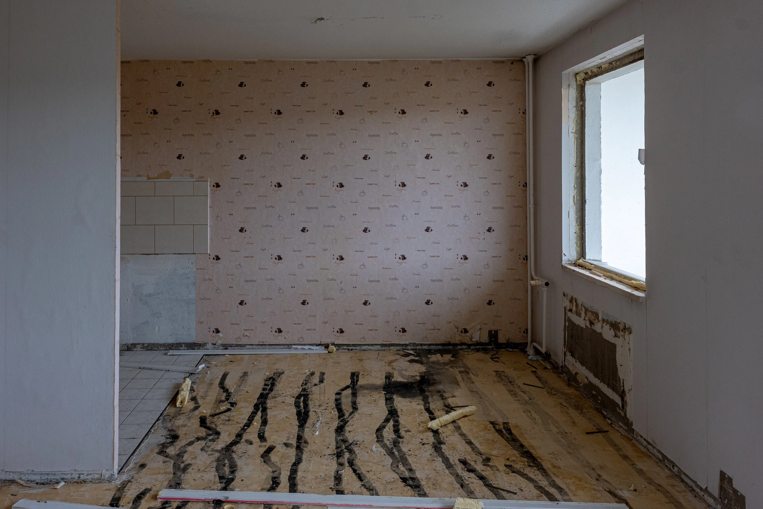 Plattenbau Lounge Interior 7.jpg