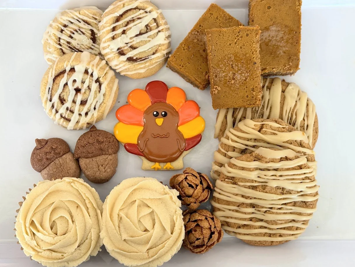 Medium Thanksgiving Box