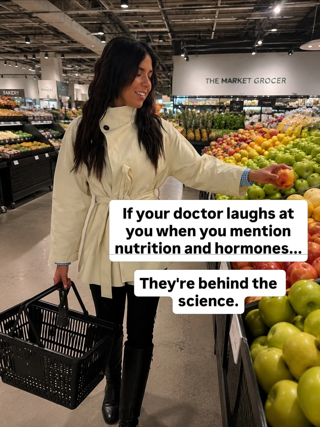 For decades, women have been told that food has nothing to do with hormones. 🚩 

That simply isn't what the highest-quality evidence shows.

Multiple systematic reviews, meta-analyses and international clinical guidelines demonstrate that nutrition 