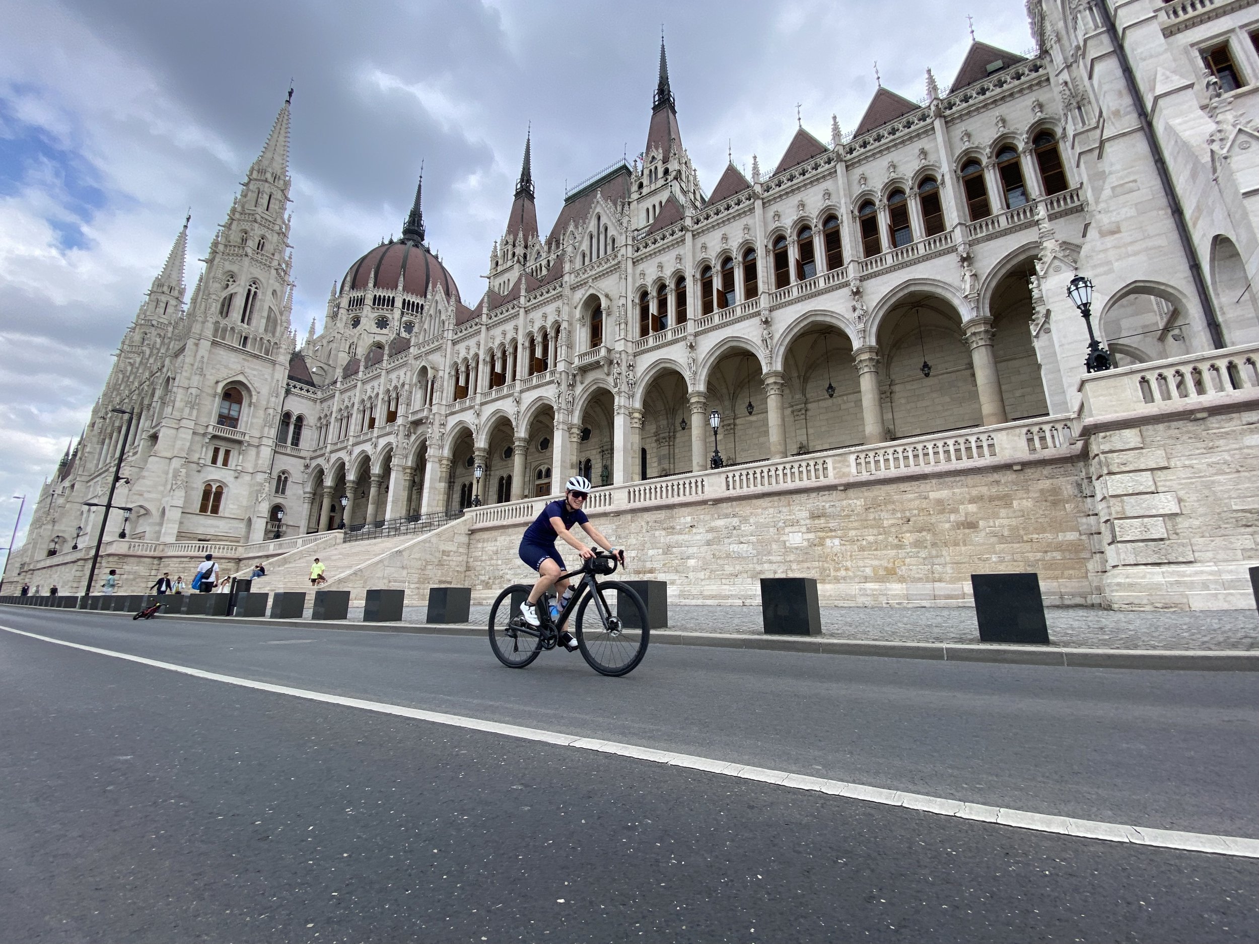 Budapest Highlights Private Bike Tour