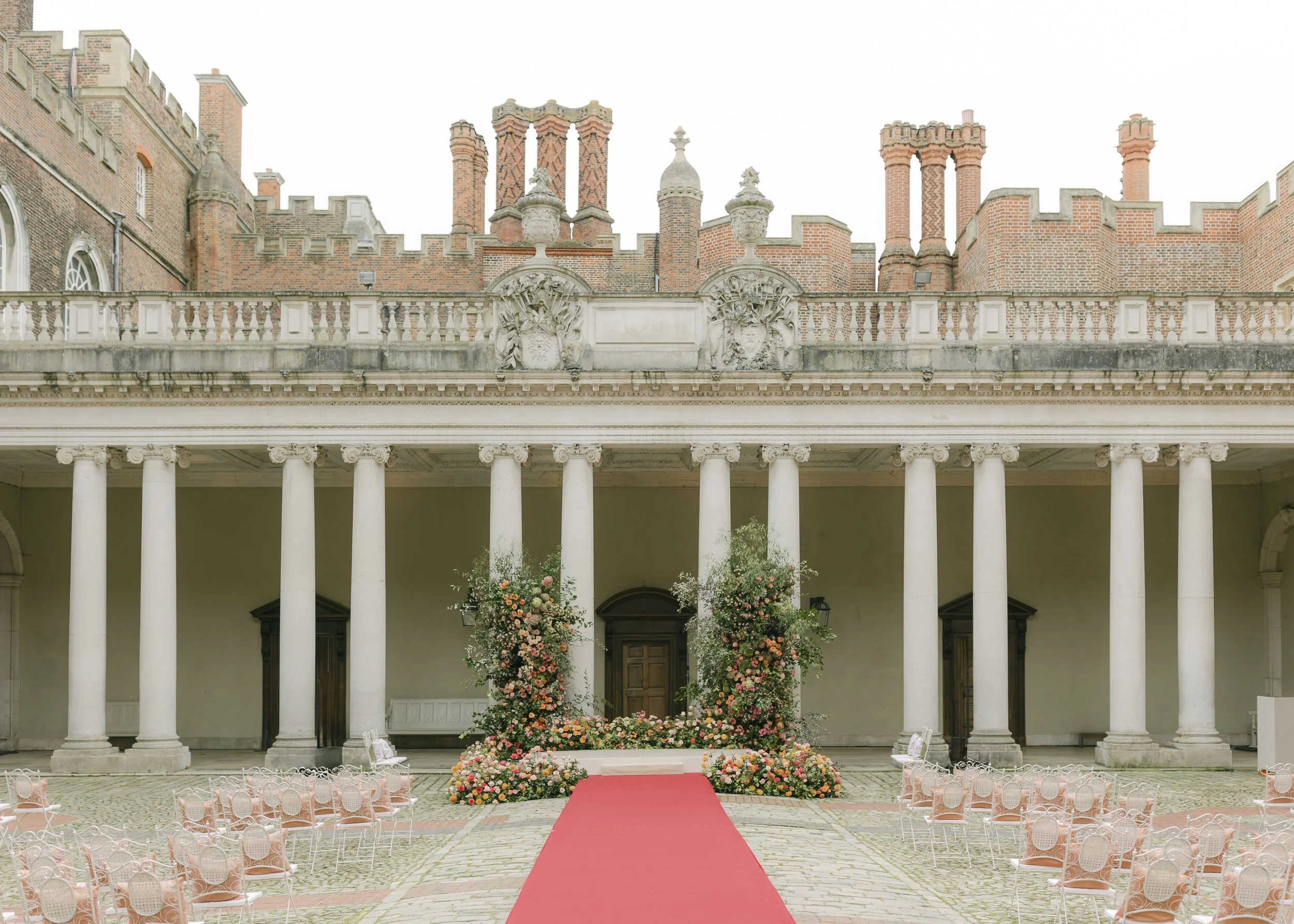 Hampton court palace