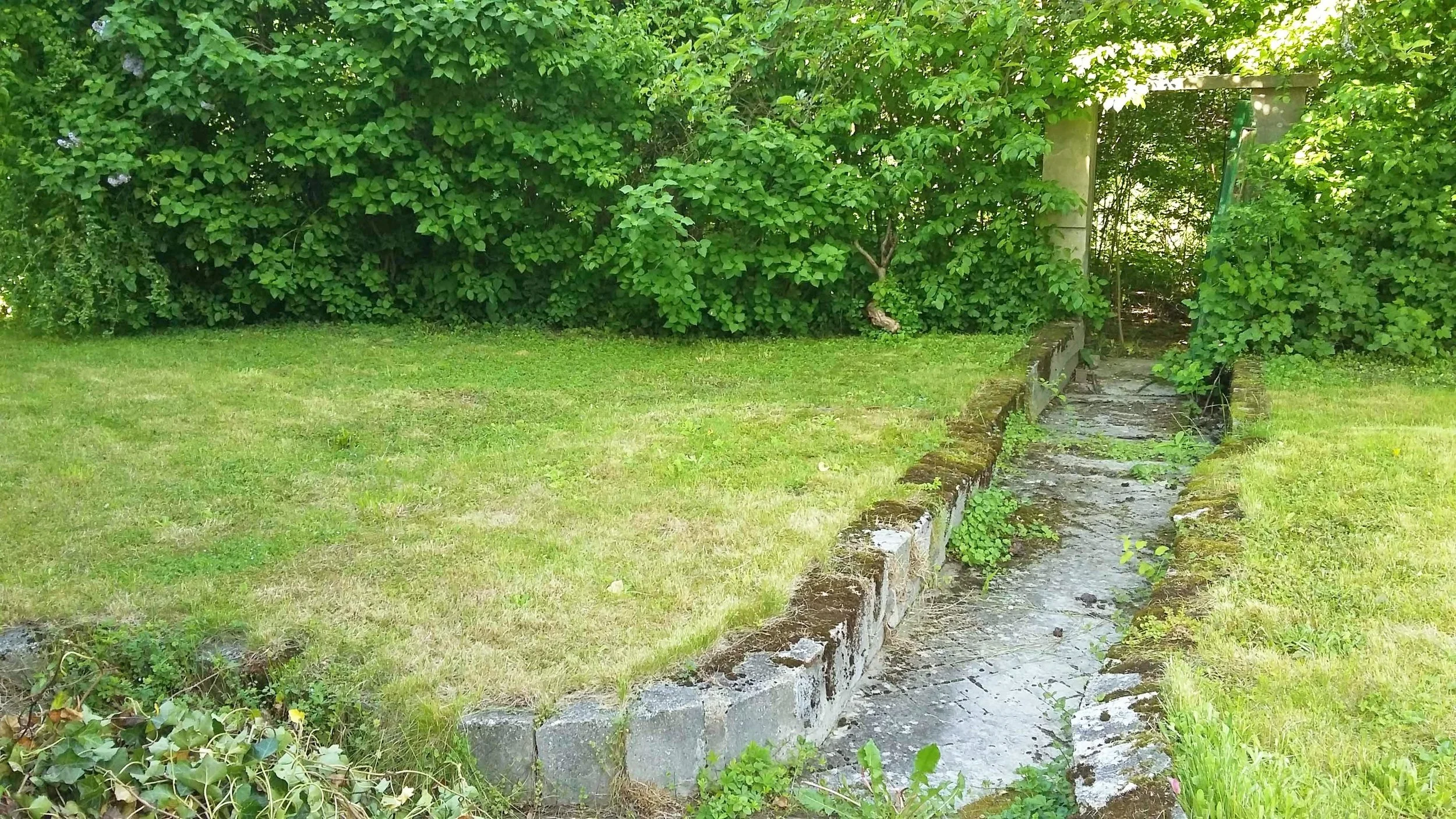 16__001_AntoniesWebsite_Umgebung_20160521.jpg