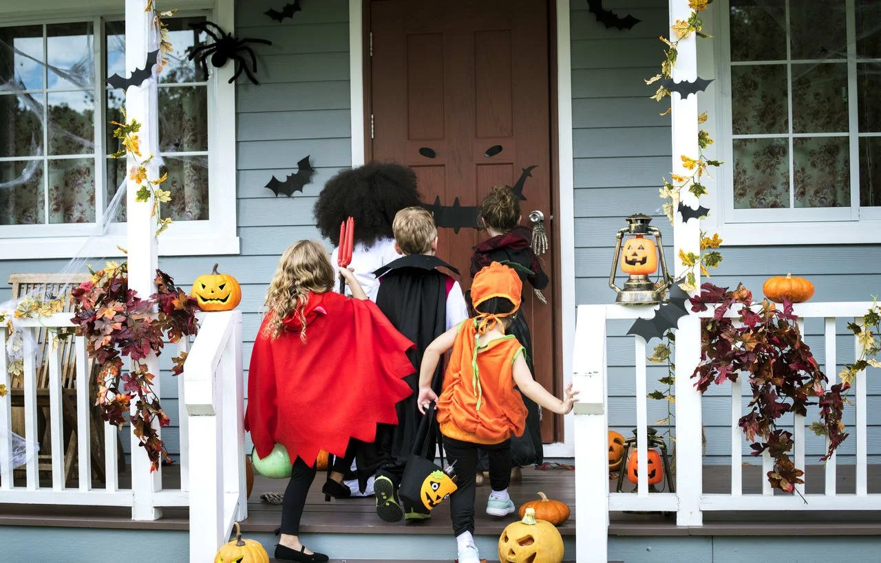 Navigating Halloween Candy with Your Kids