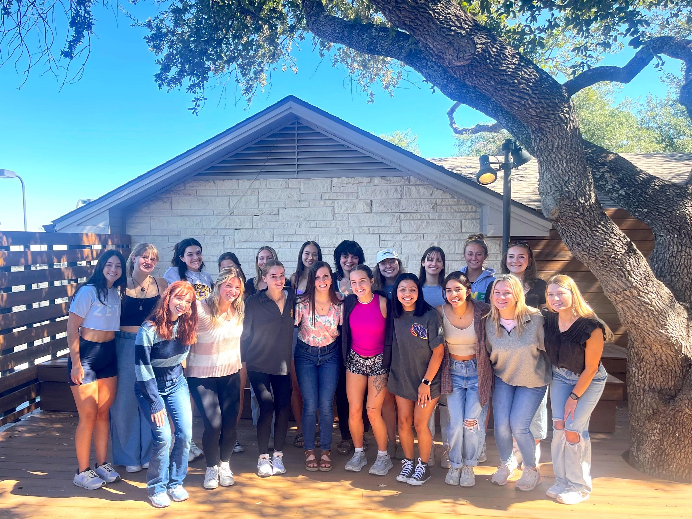Maggie Visits Zeta Tau Alpha Sorority at Southwestern University
