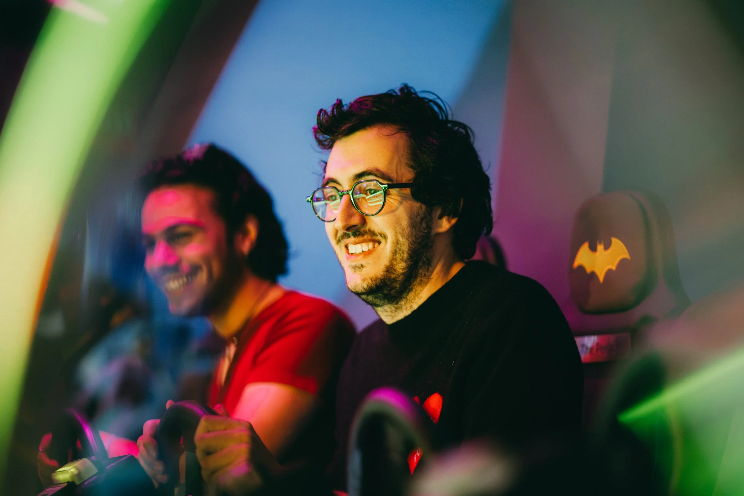 event-lego-batman-sourire-homme-soirée.jpg