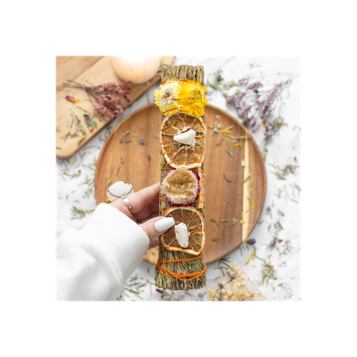 Ritual Wand Smudge Stick with Rosemary, Palo Santo and Quartz