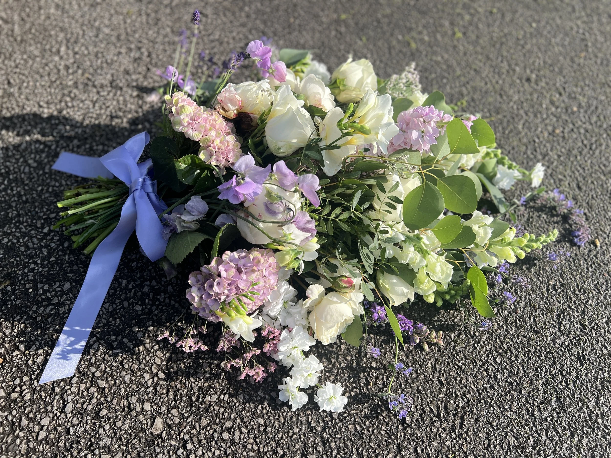 Simple Farewell Tied Funeral Sheaf (value range)- from £70