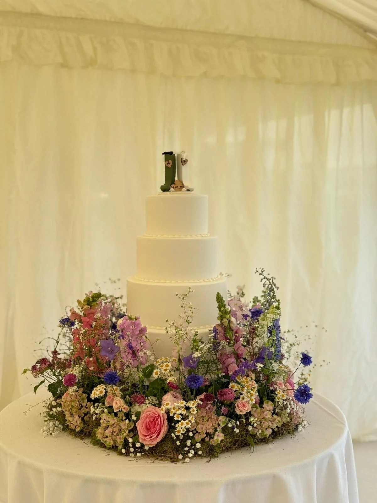 Why choose fresh flowers over artificial?