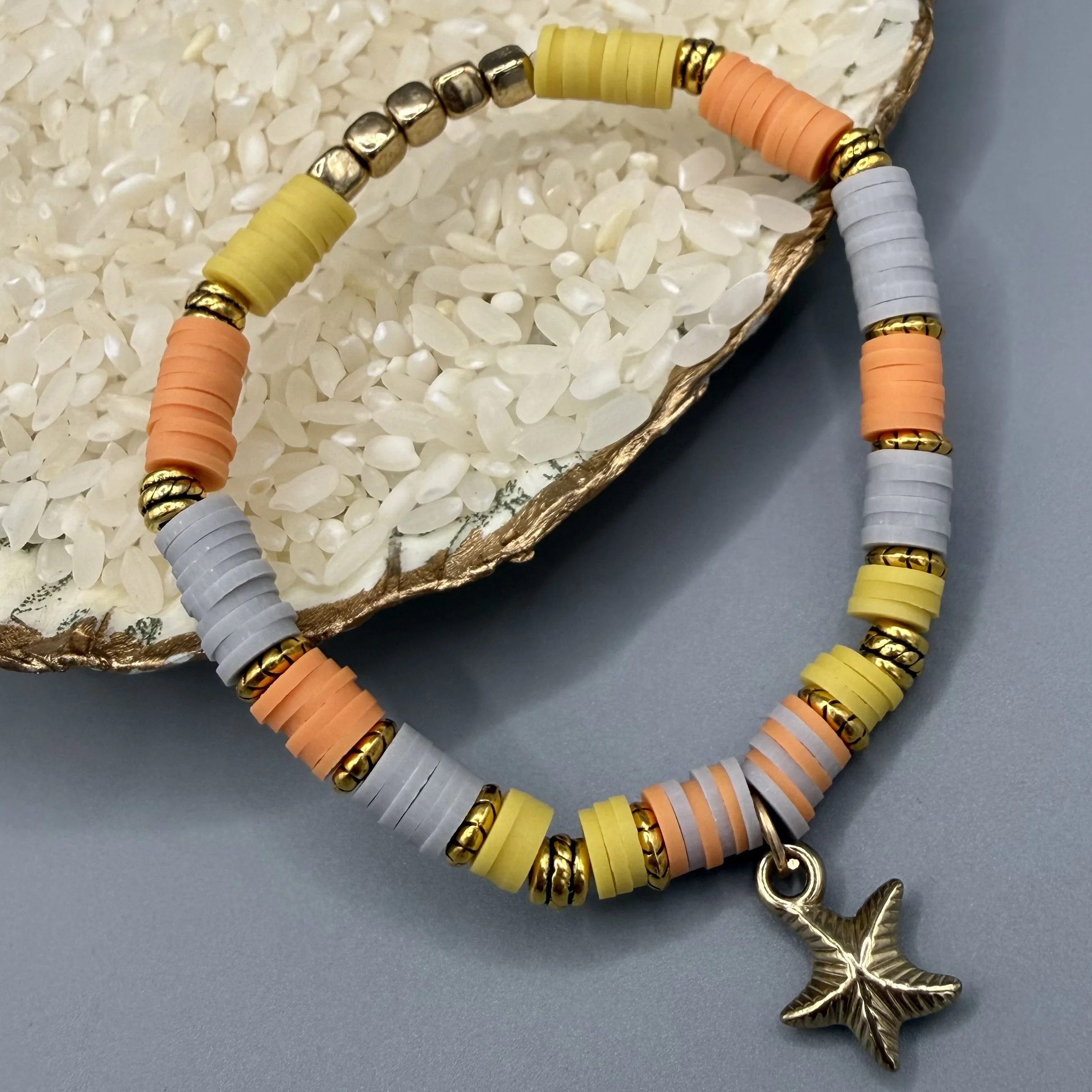 6 In Stretch Heishi Bead Bracelet Star