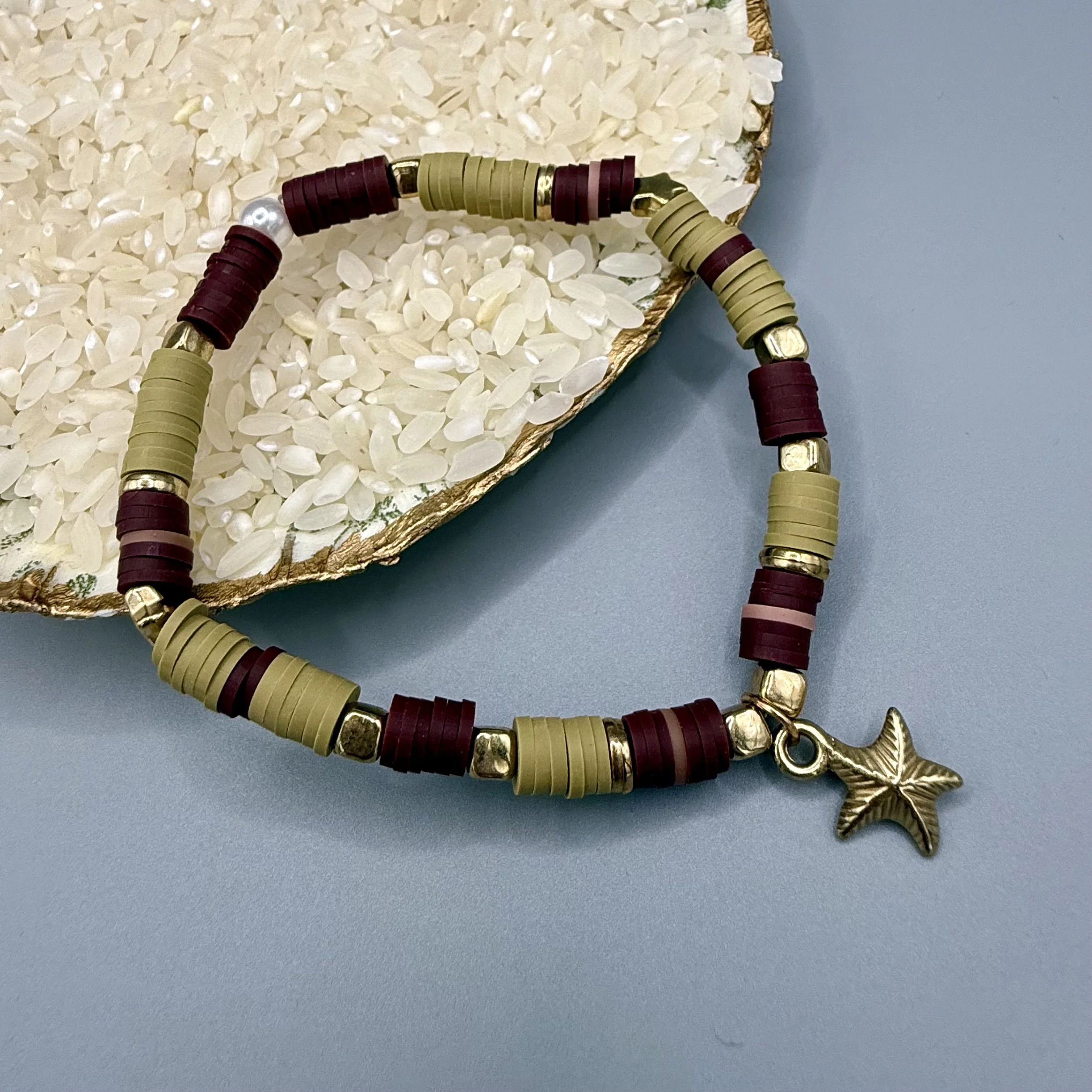 6 In Stretch Heishi Bead Bracelet Star