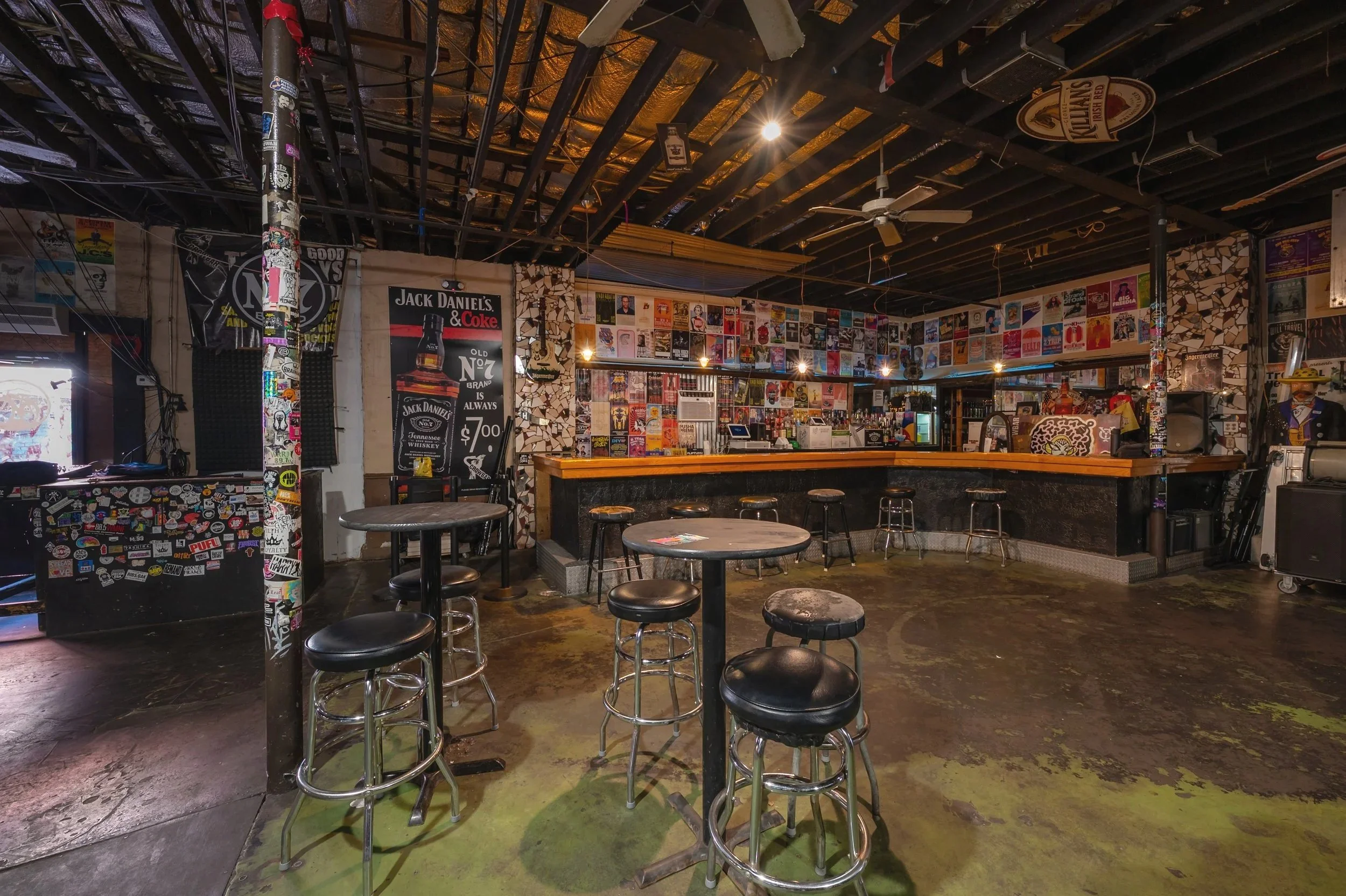 1812 N 17th St Crow bar 14.jpg