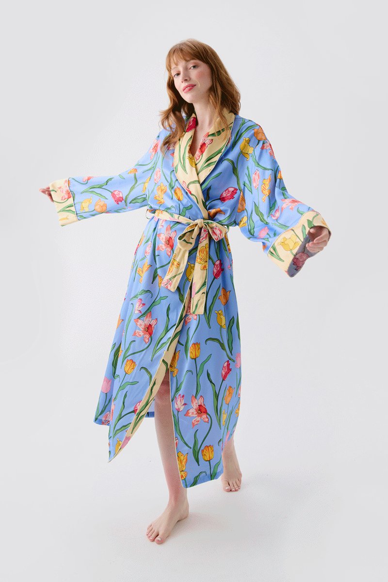 tulip-robe-dance.gif