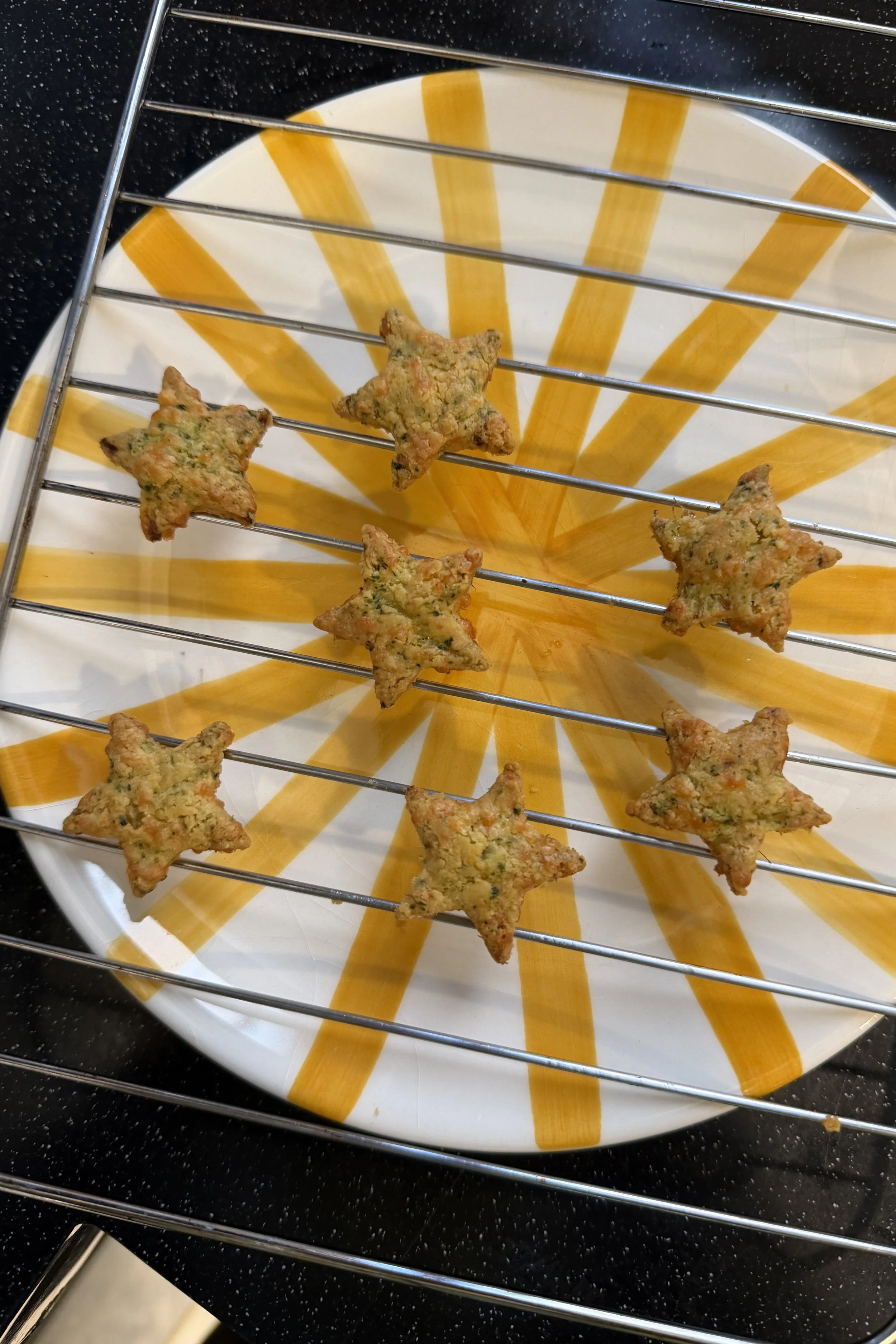 Broccoli Cheese Star Crackers