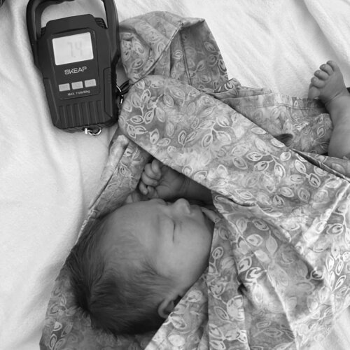 Lucy-baby-weigh-2-scaled-copy-500x500.jpeg