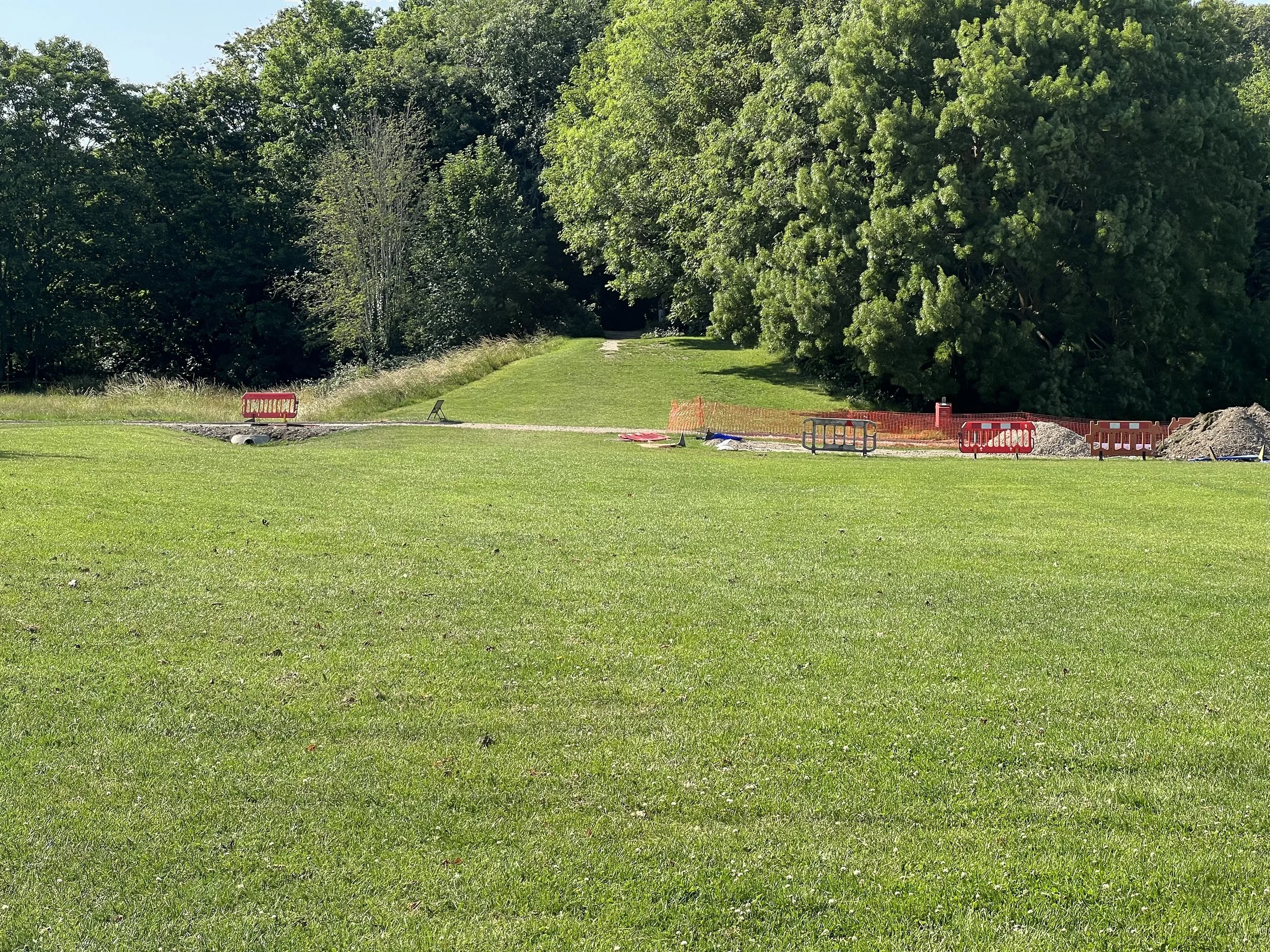 Malling Field Cycle Path 2.jpg