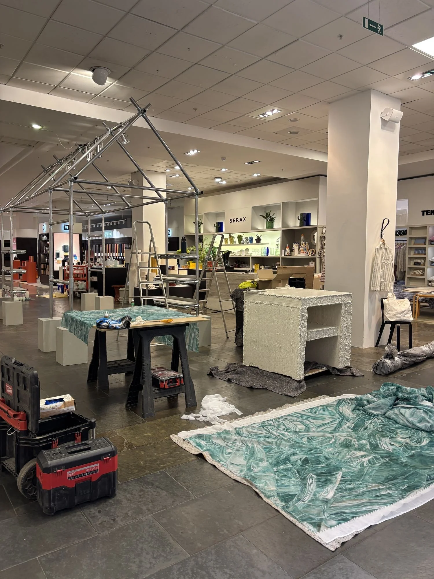 db-studios-completedworks-fabric-panels-being-cut.jpg