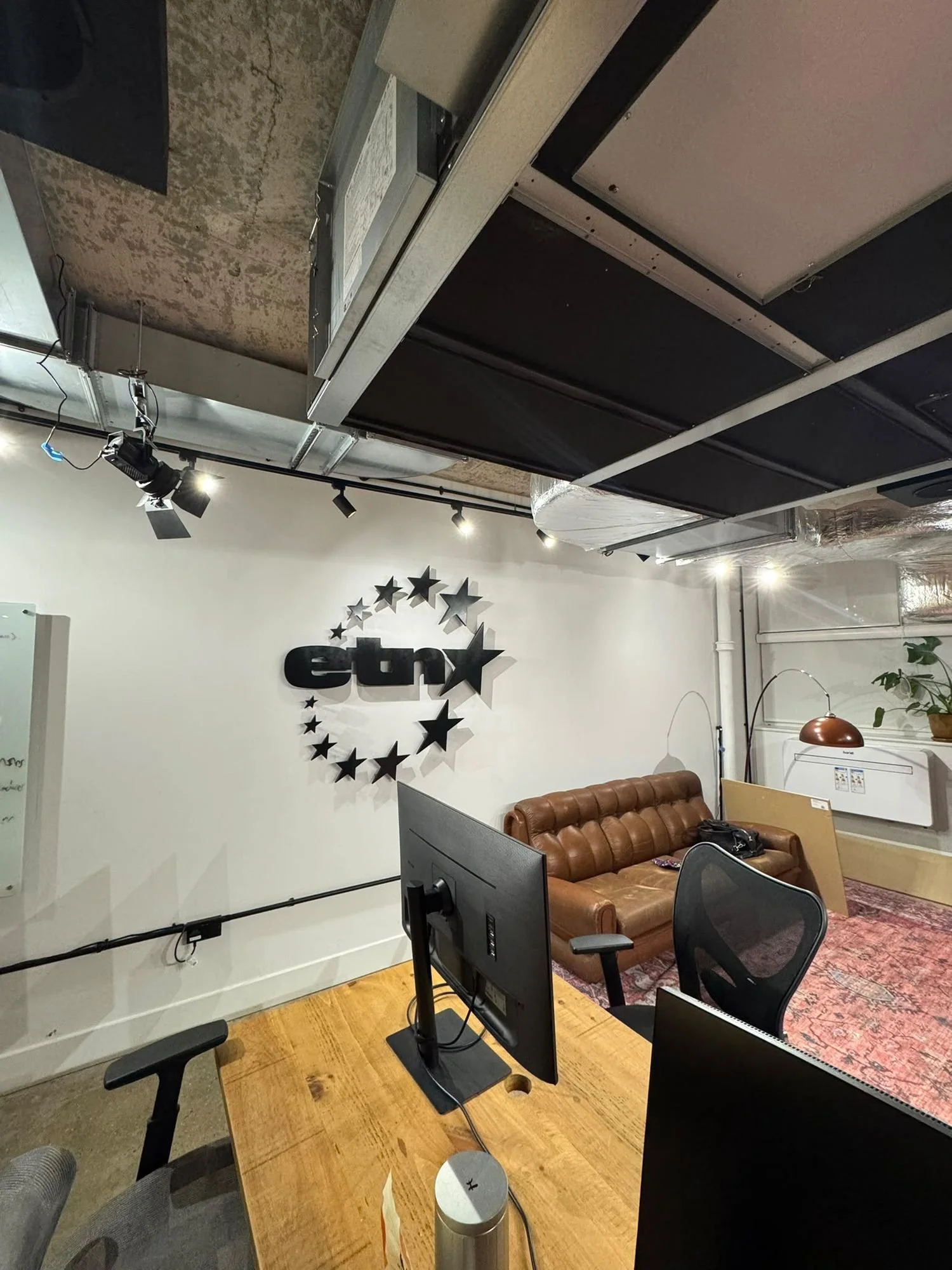 db-studios-etn-studio-sign-installed-wide.jpg