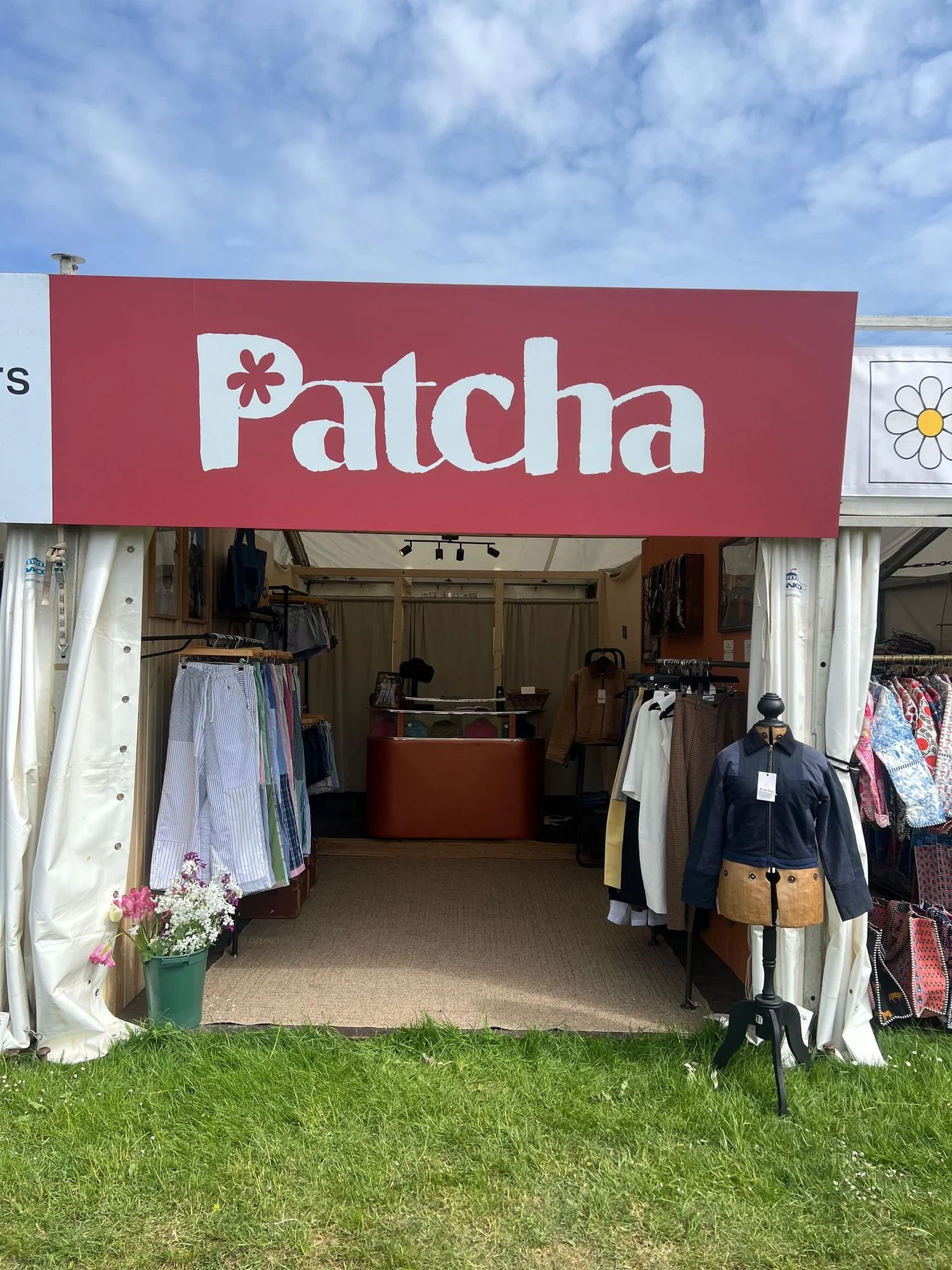 db-studios-patcha-london-stand-front-with-painted-header.jpg