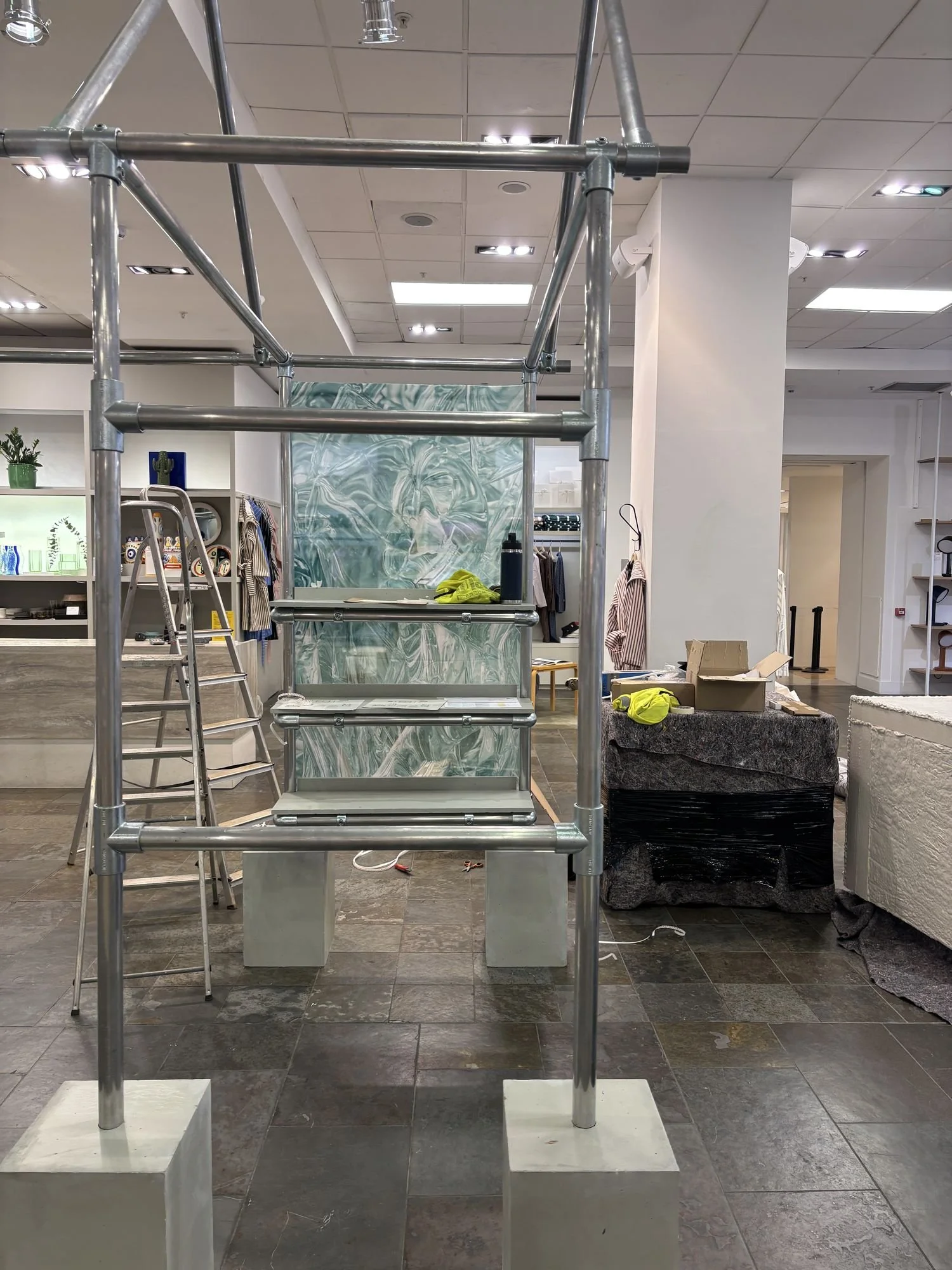 db-studios-completedworks-pop-up-frame-install.jpg