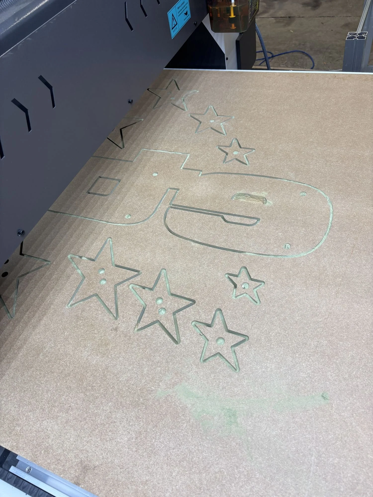 db-studios-etn-cnc-cutting-logo-and-stars.jpg