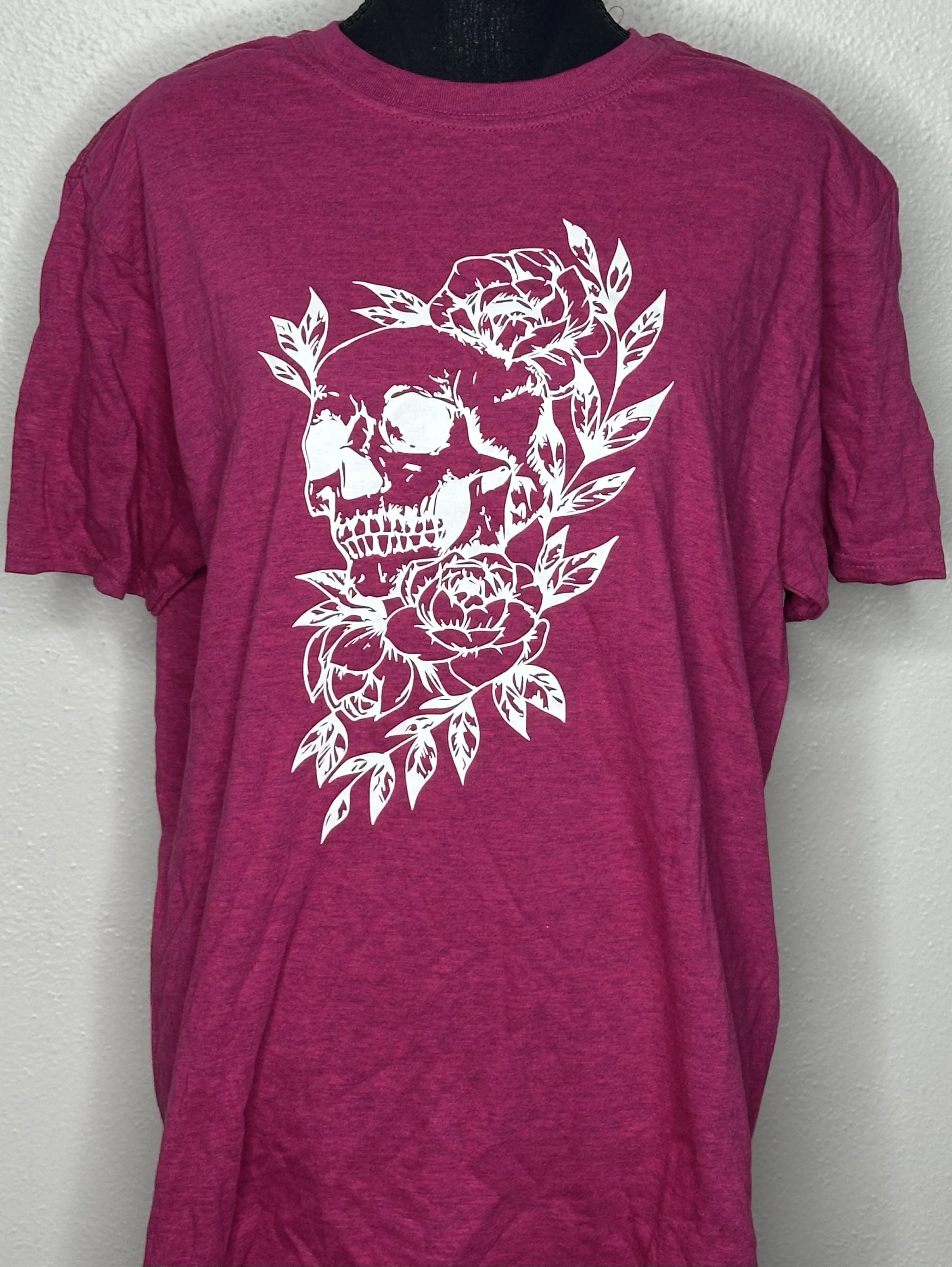 Skull & Roses Graphic Tee