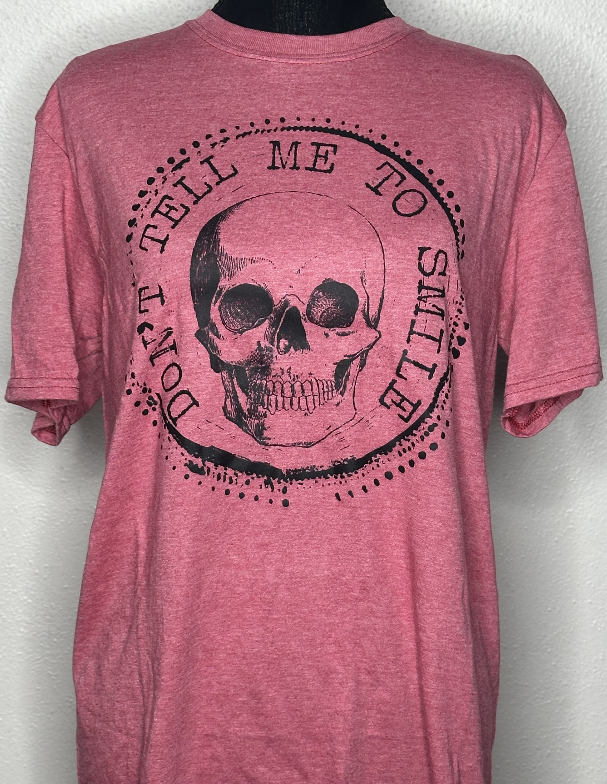 'Don't Tell Me To Smile' Skull Graphic T-Shirt