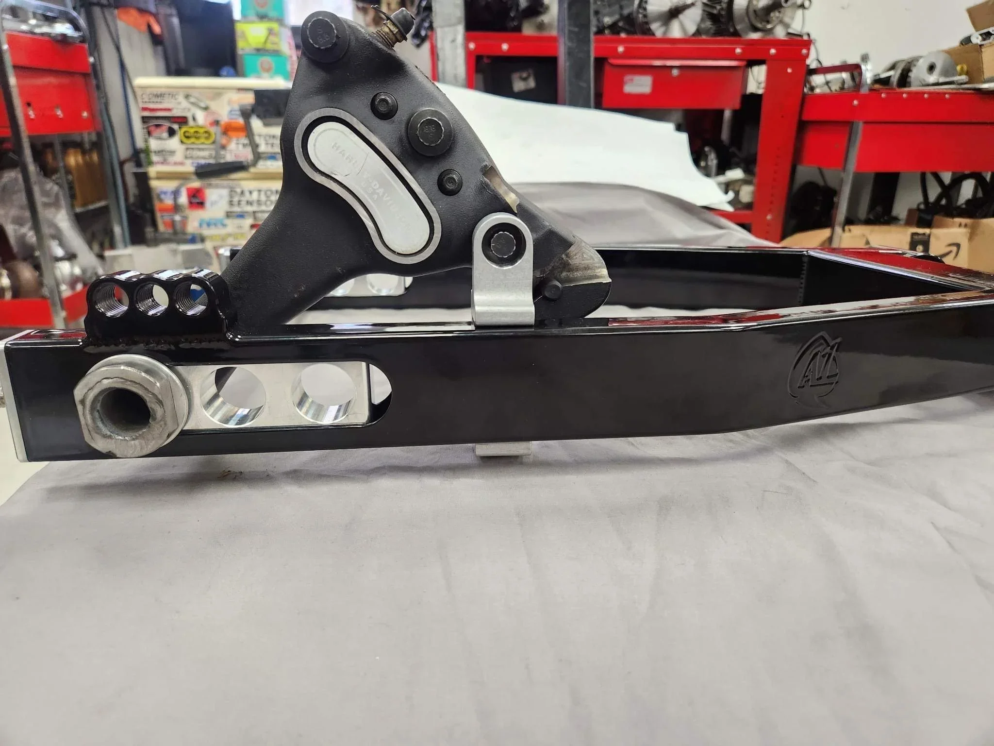 2002-2007 Chromoly "Skinny Bagger" Swing Arm 6.webp