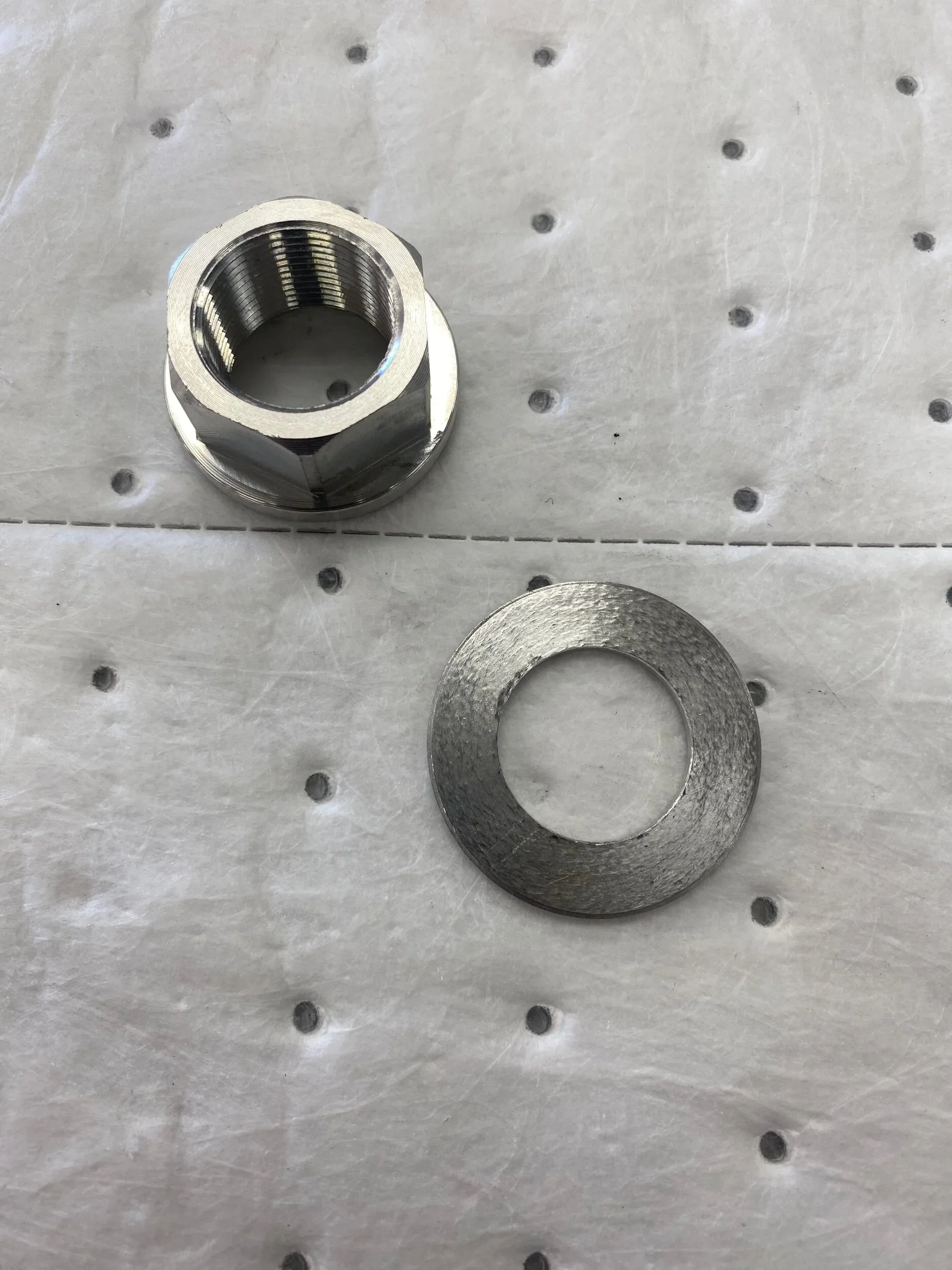 25mm A1 Swing Arm Axle Nut & Washer.webp