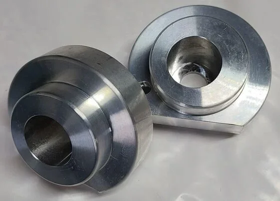 2009-2016 FLH Swing Arm Isolators