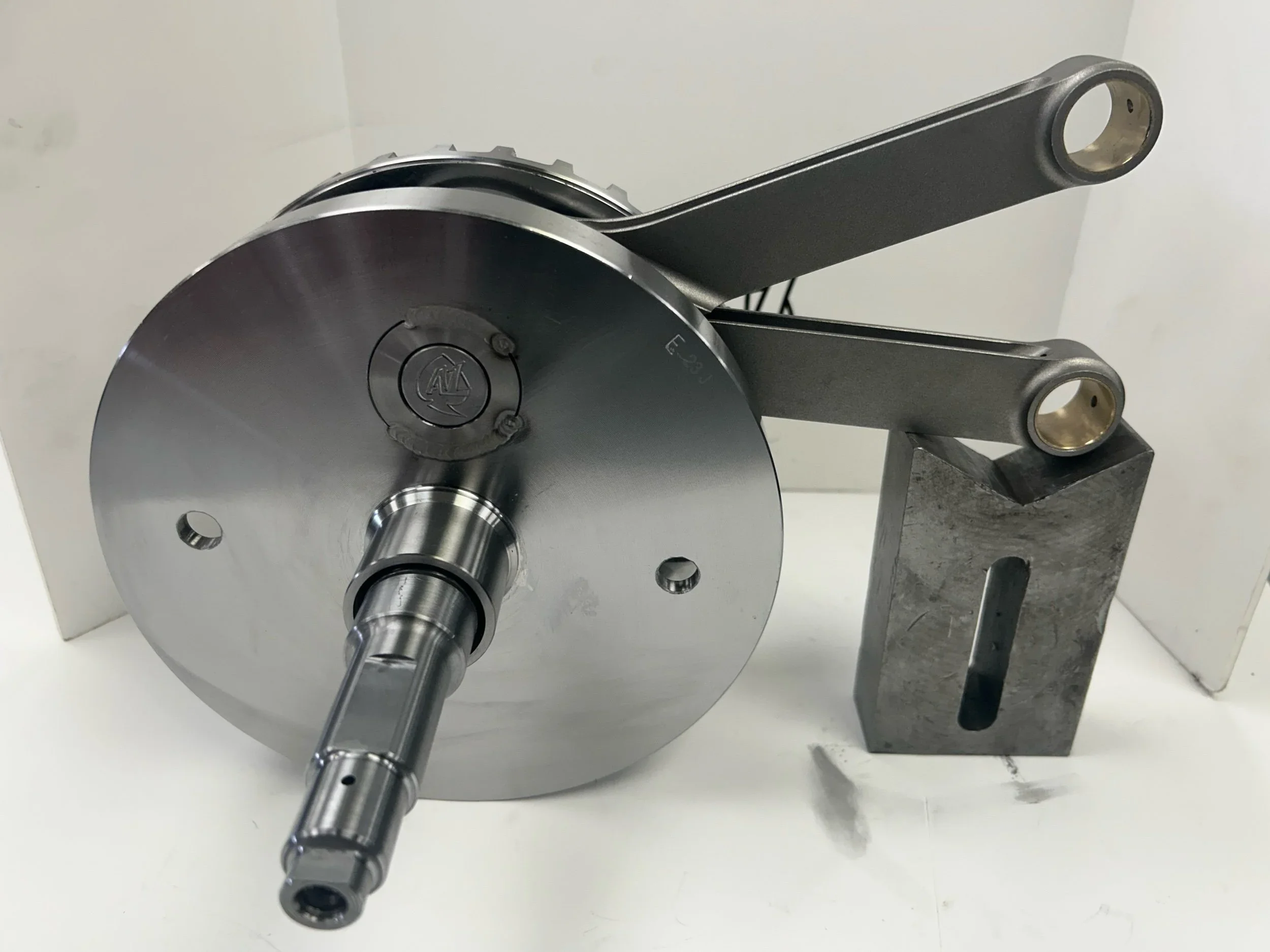 2000 2016 touring model new cranks 3.webp