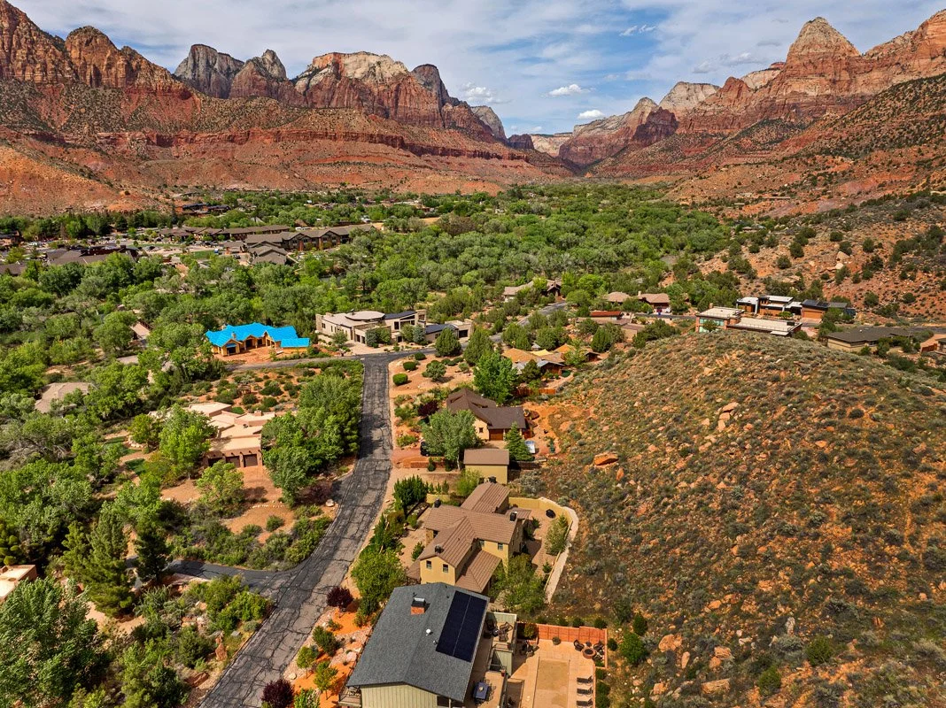 52 105_RiverBendCir_MLS-60.jpg