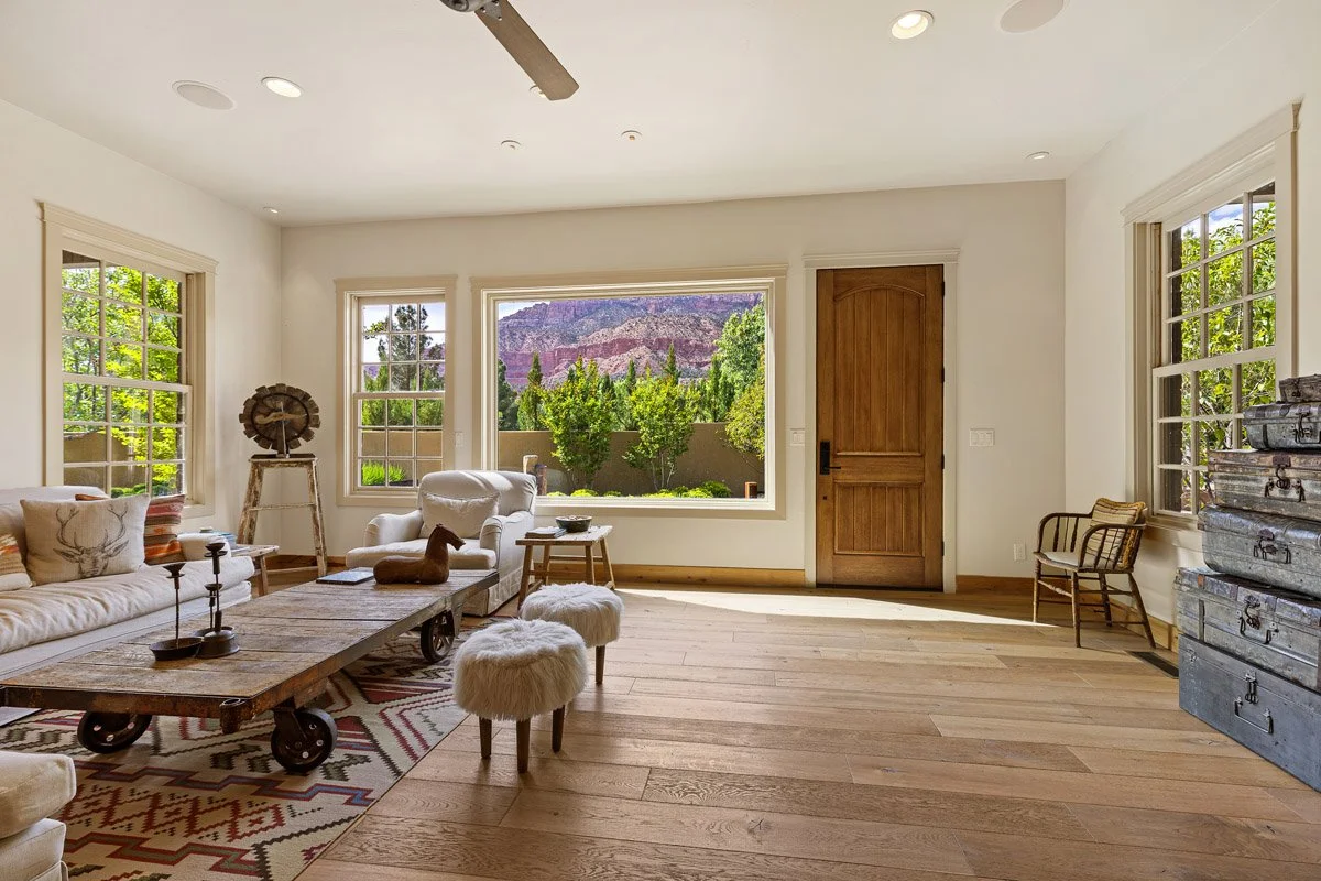 4 105_RiverBendCir_MLS-16.jpg