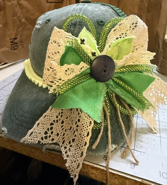 Handcrafted Lace & Green DecoMesh Tube Ball Cap