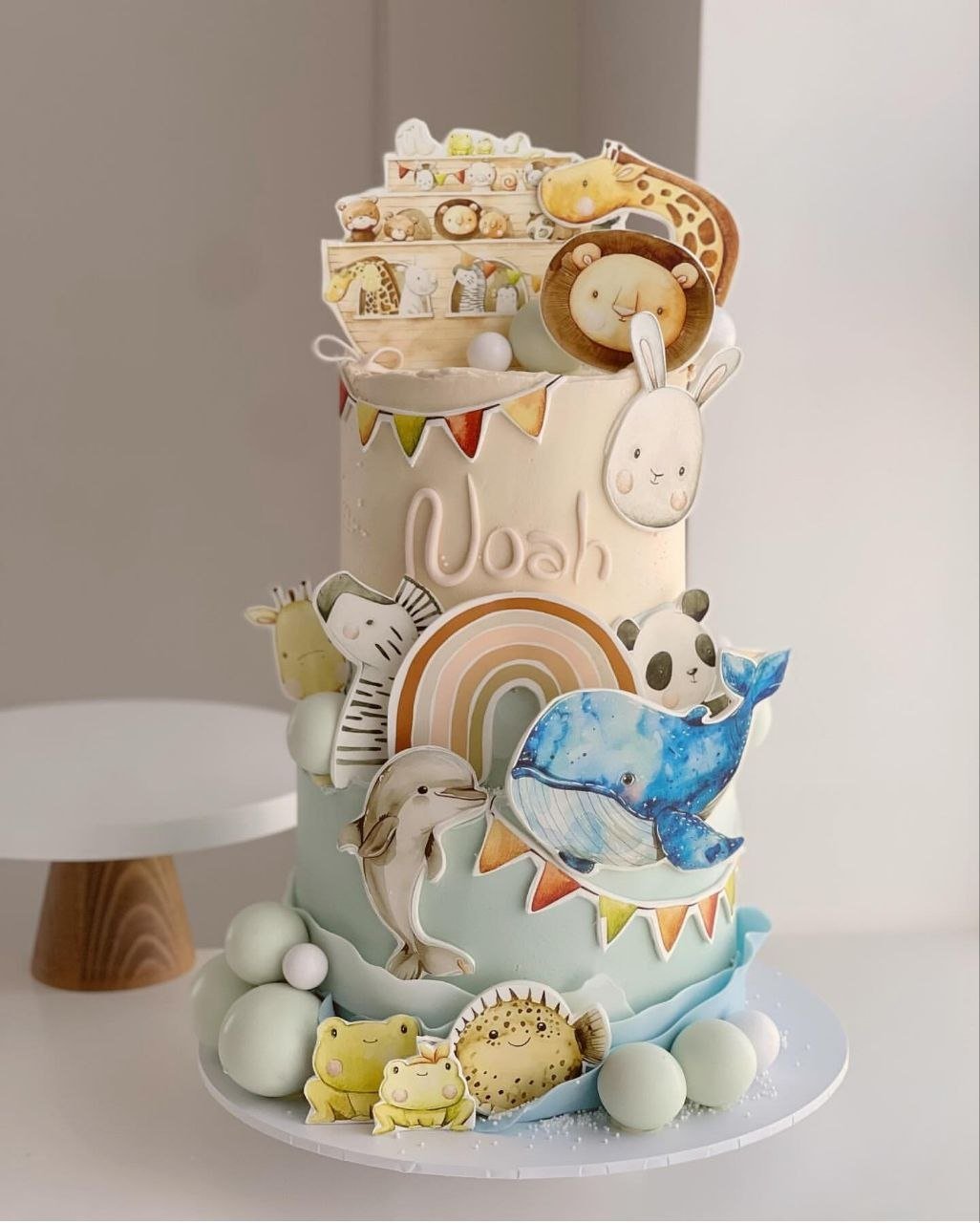 Animal themed children's birthday cake.