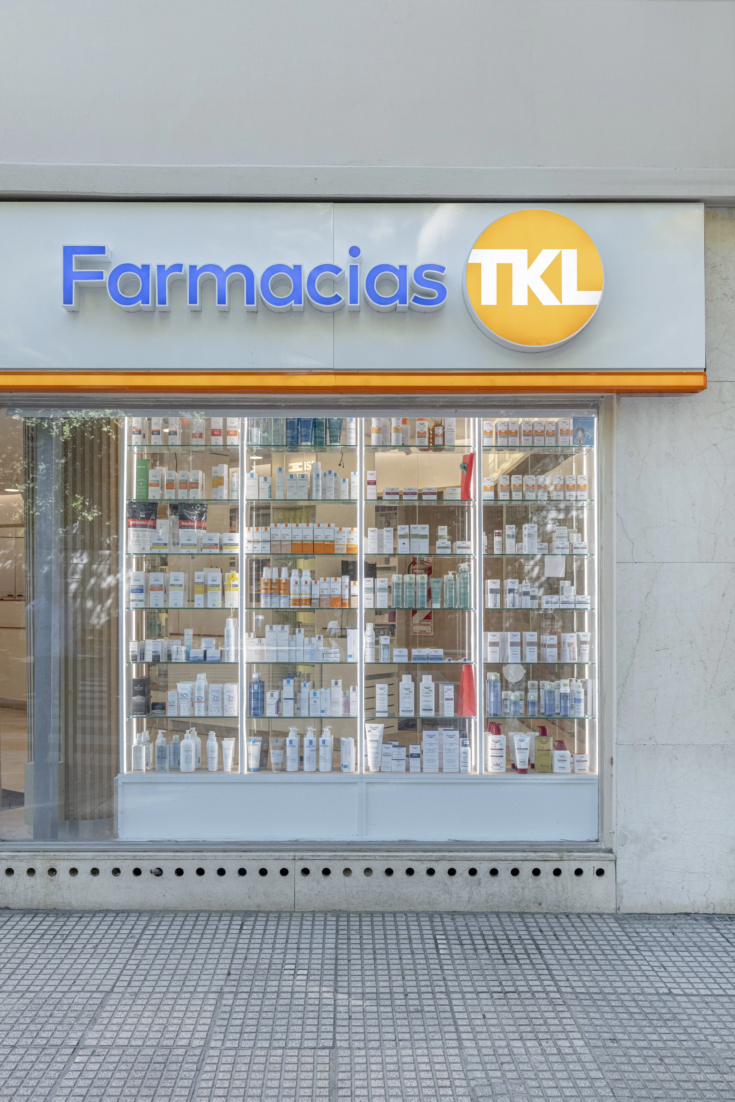 Farmacia TKL SA