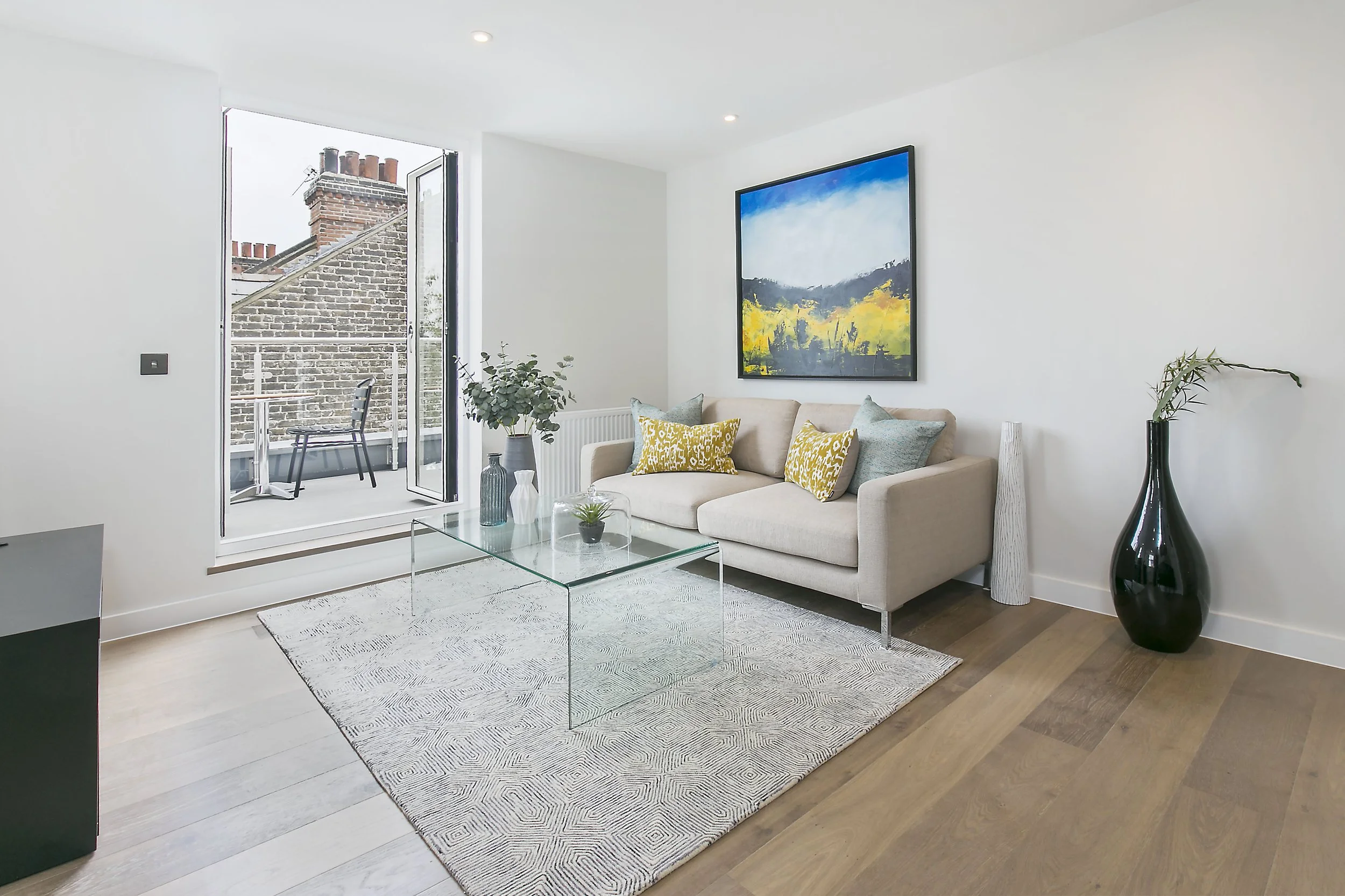 2, 81 Oakmead Rd rec1.jpg