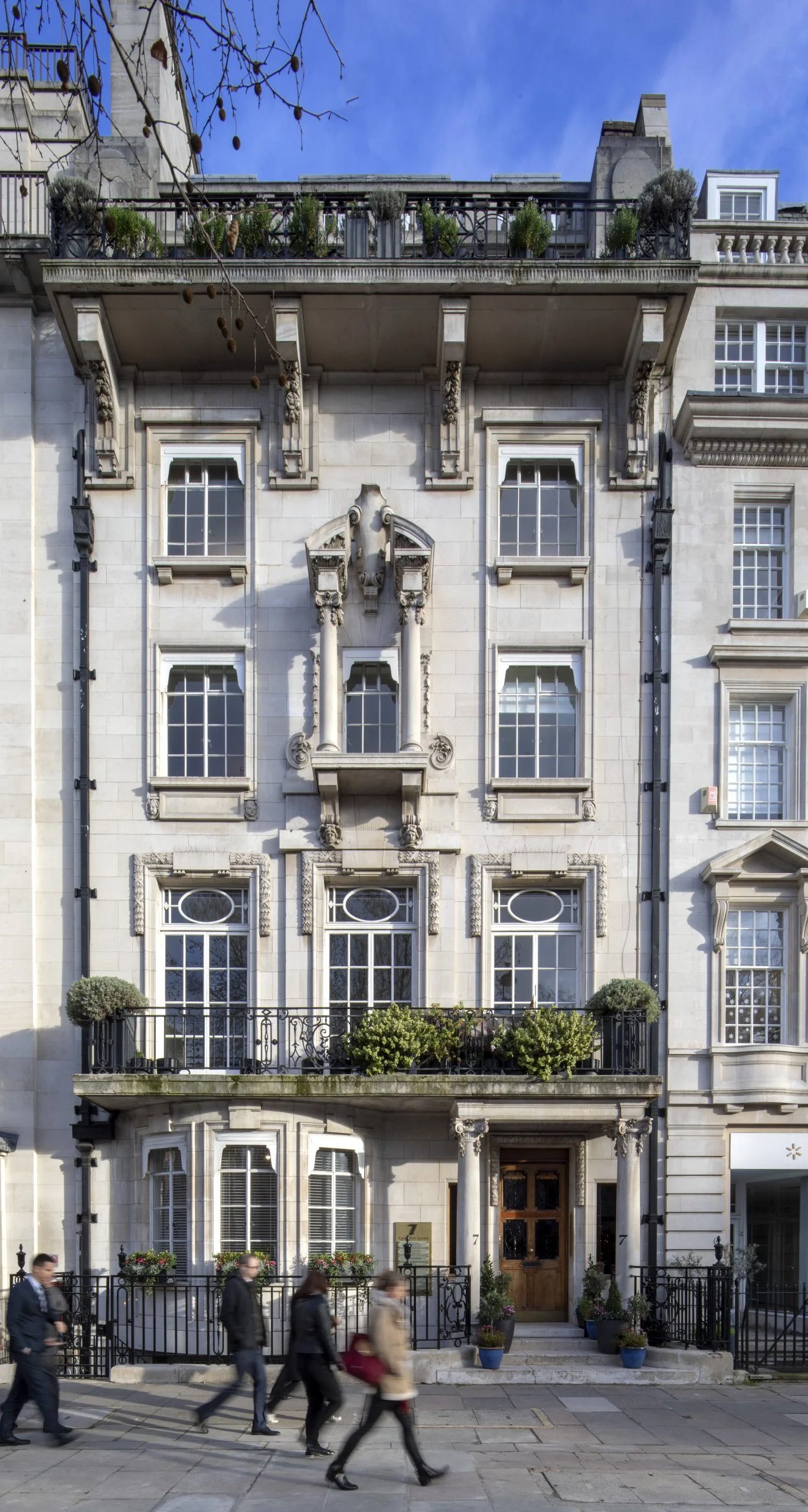 Cavendish Square, W1G
