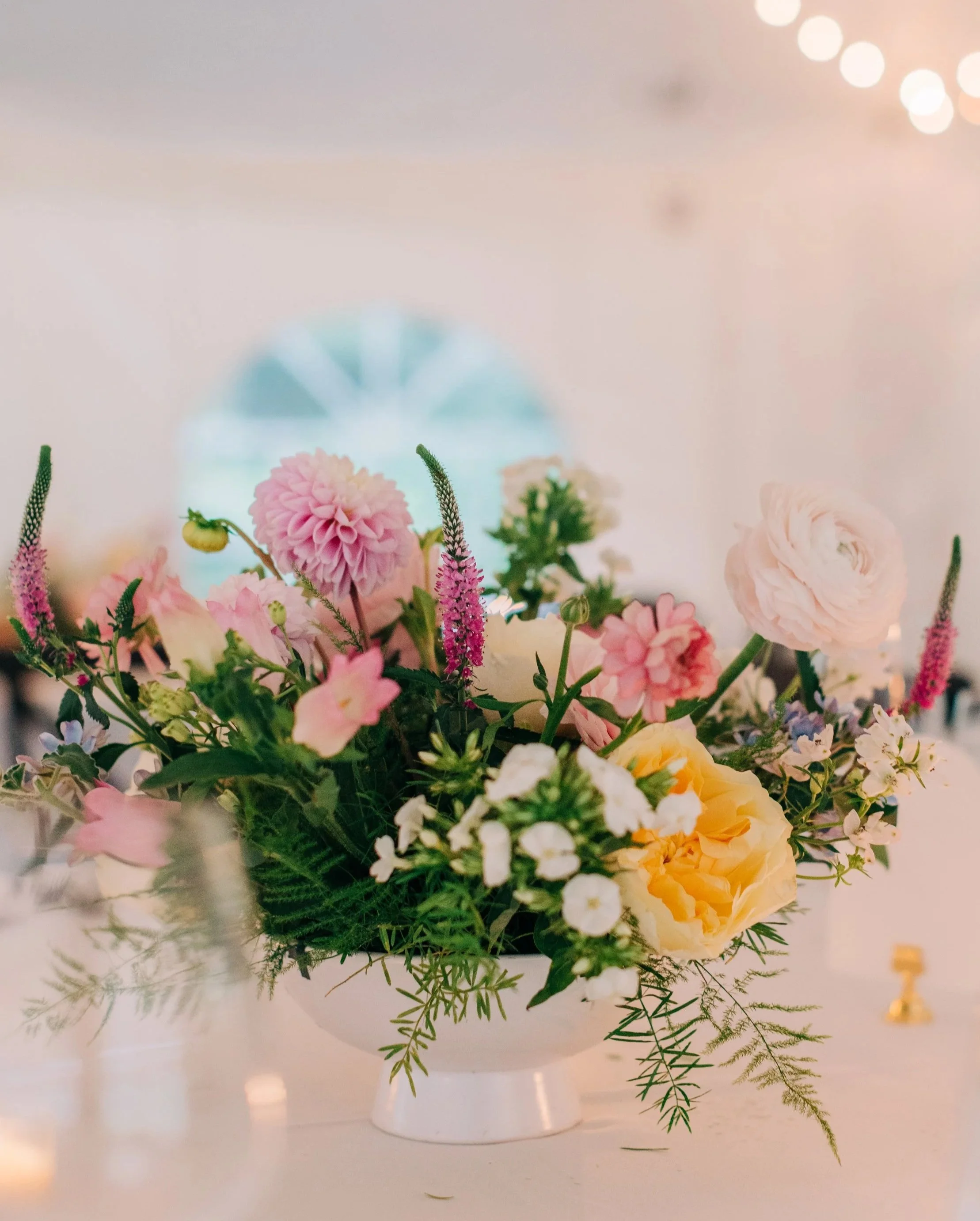 LORETO-LOW-CENTERPIECE-KOVITZ-BIRD-AND-BOTTLE