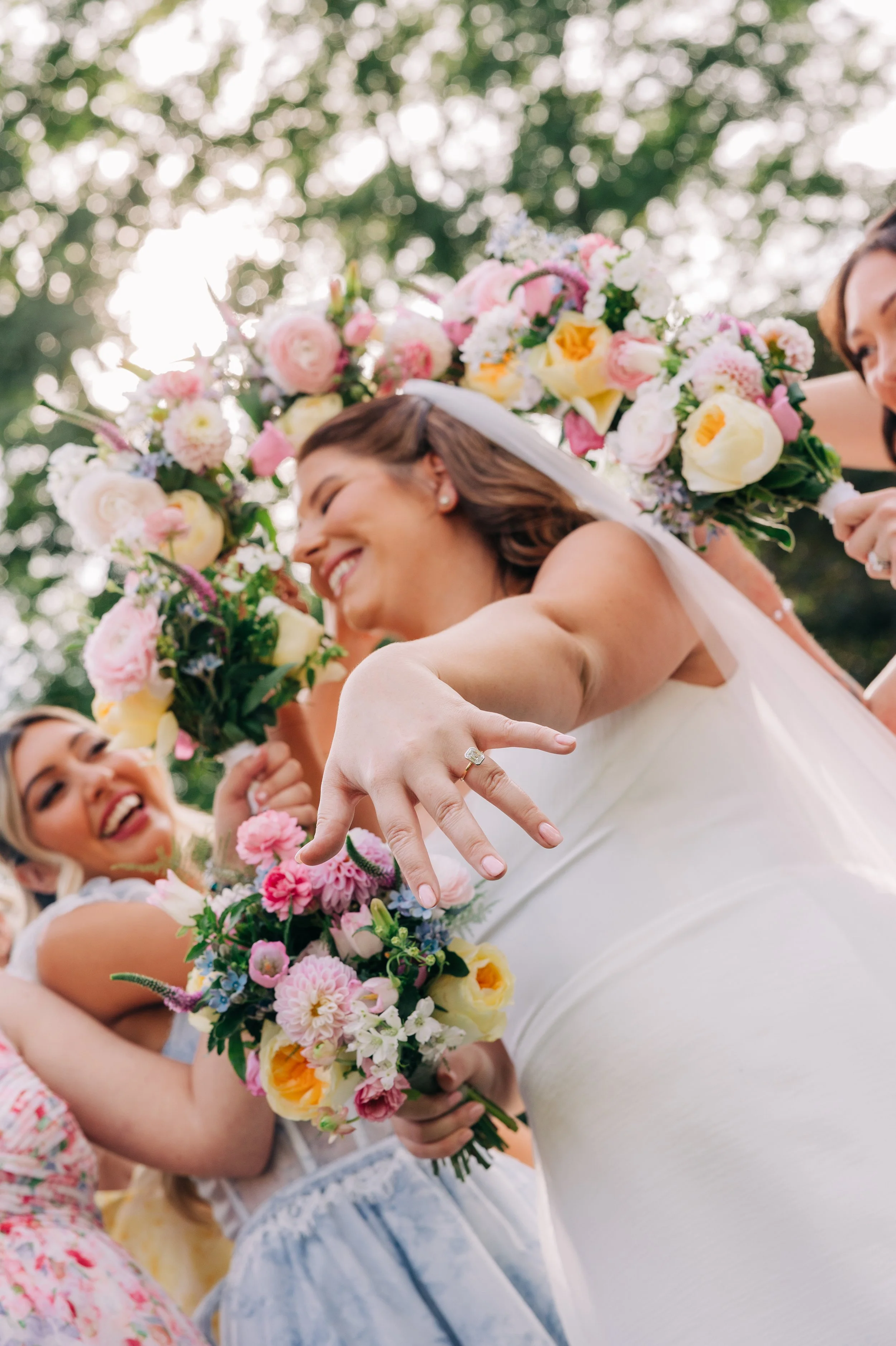 LORETO-KOVITZ-BRIDAL-PARTY-PERSONALS-BIRD-AND-BOTTLE